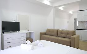 Iljo Apartments