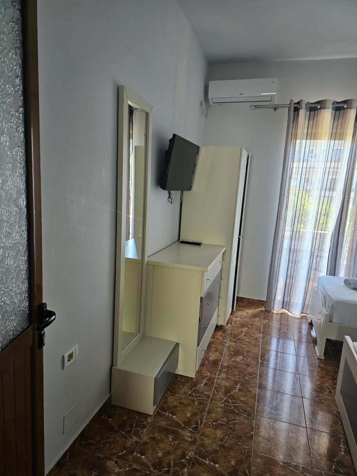 Iljo Apartments Ksamil Extérieur photo