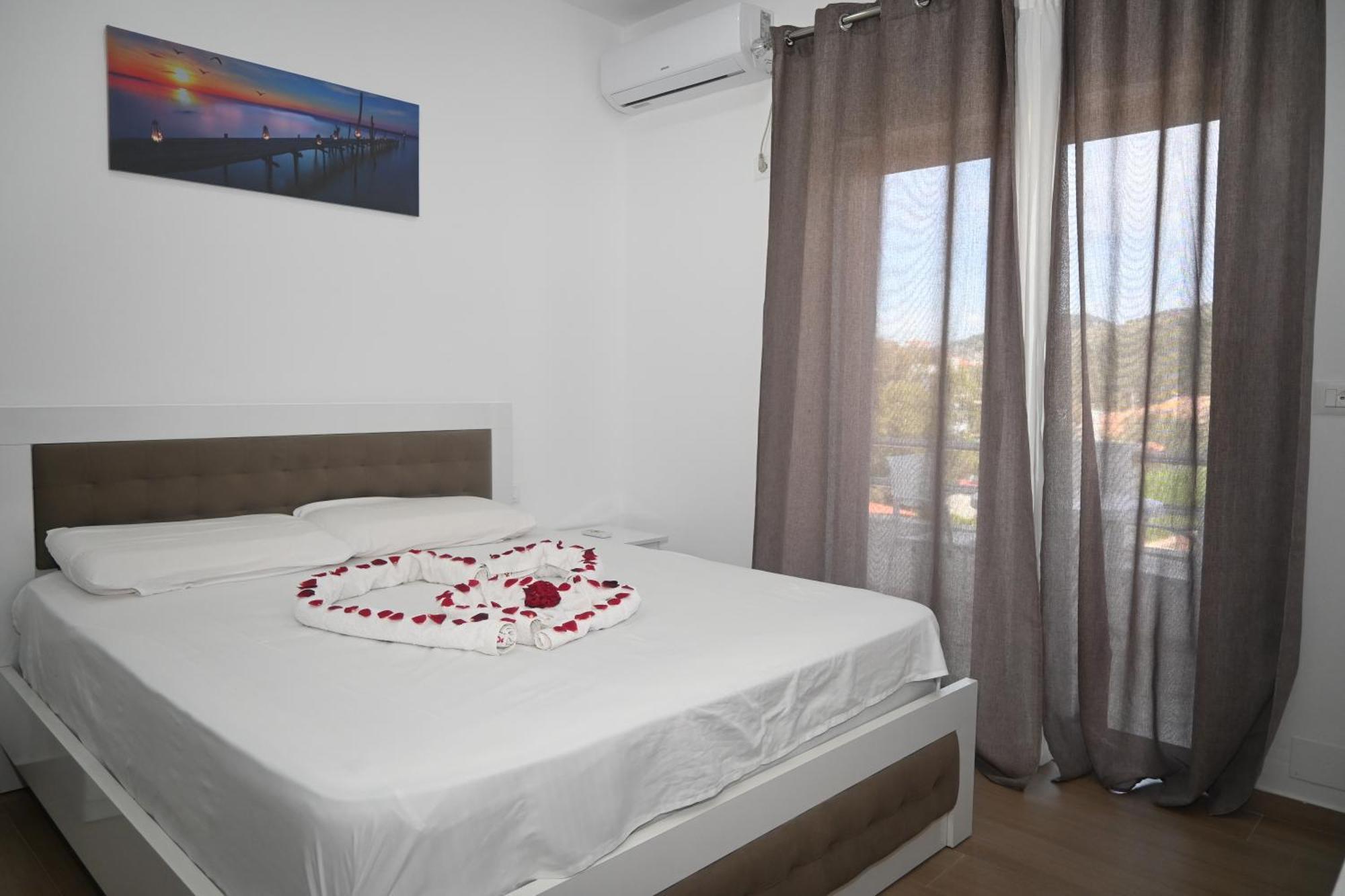 Iljo Apartments Ksamil Extérieur photo