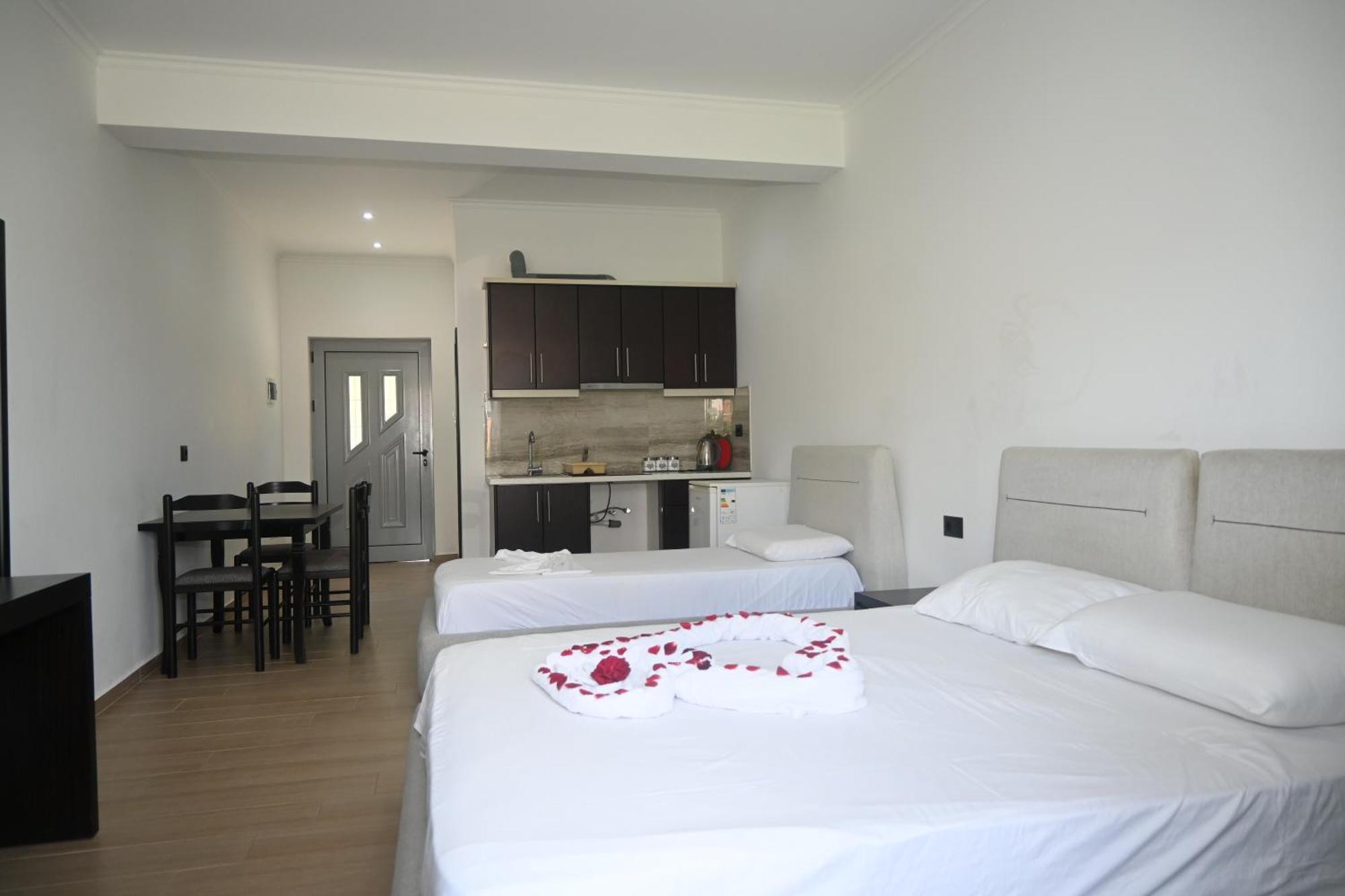 Iljo Apartments Ksamil Extérieur photo